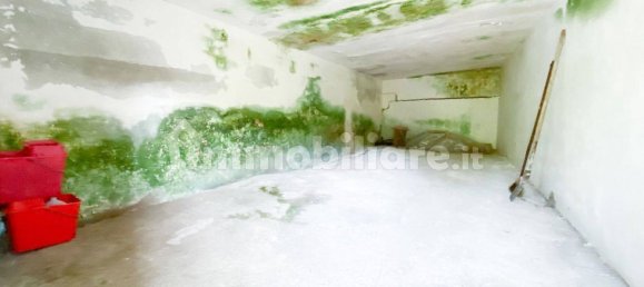 2 bedrooms House in Roccagloriosa, Italy No. 28173 16