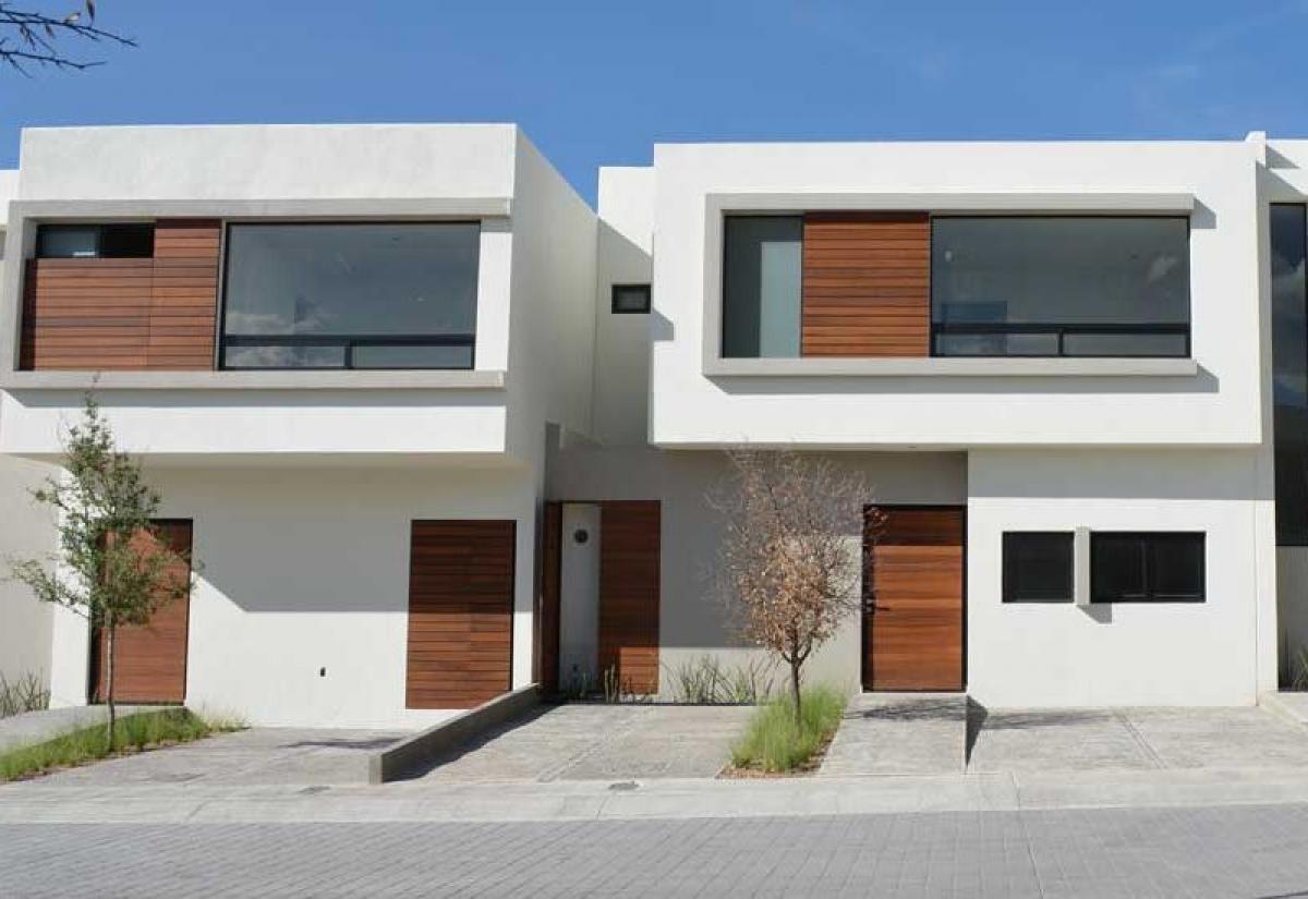 3 bedrooms House in Queretaro, Mexico No. 165278