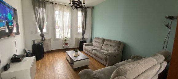 Дом с 3 спальнями в Лонгей-Аннель, Франция № 210103 2