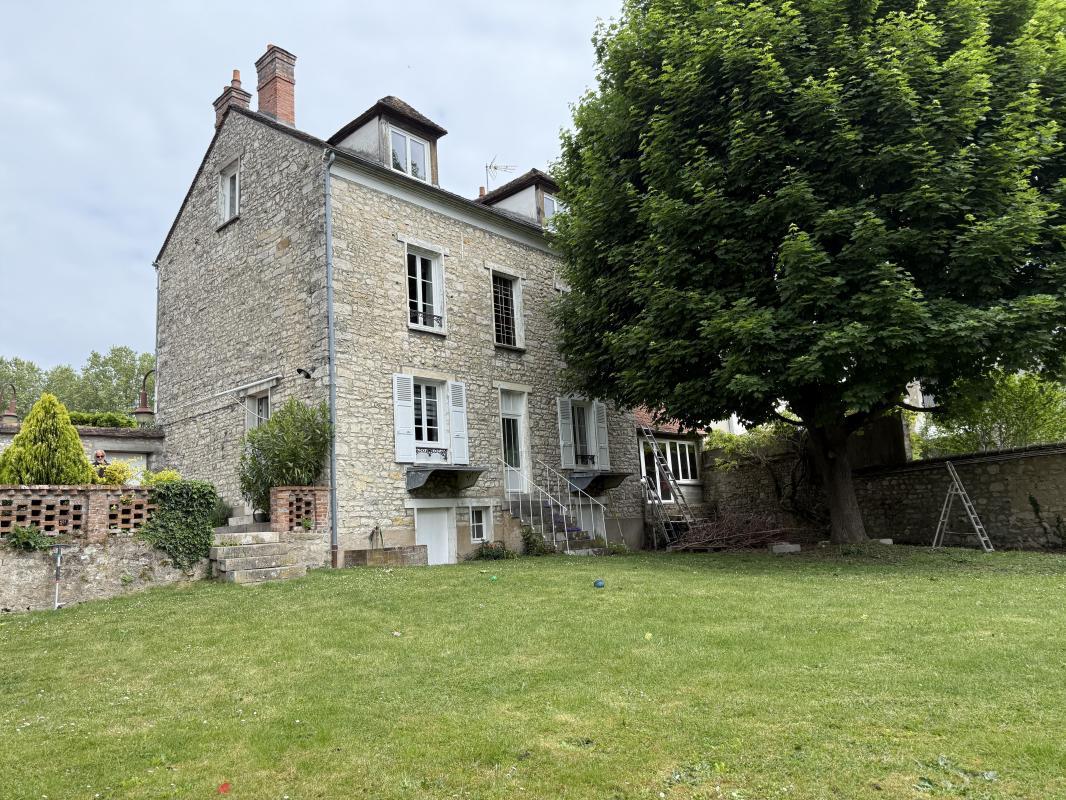 Casa T4 em Saint-Pierre-les-Nemours, France N.º 197087