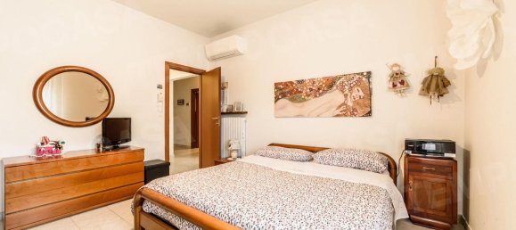 3-Zimmer Haus in Modena, Italy, Nr. 37580 16