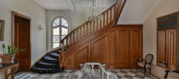 9 bedrooms Castles in Wimille, France No. 92095 6