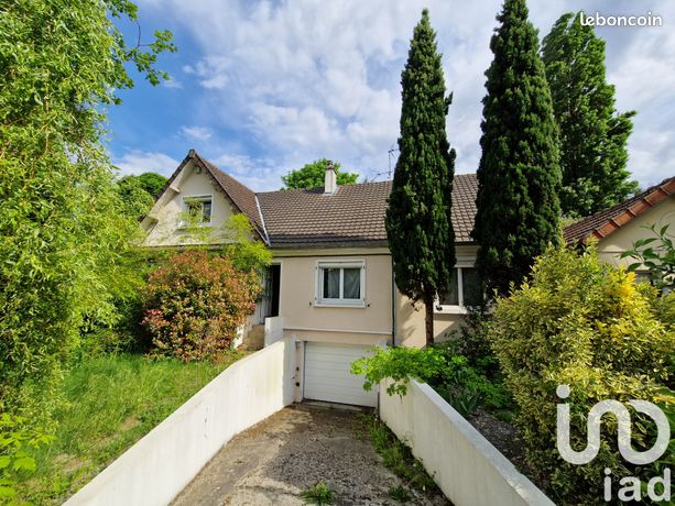 5 chambres Maison à Sevran, France No. 359324