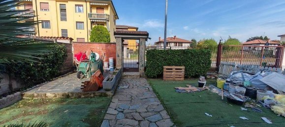 6 غرف نوم فيلا في Nerviano, Italy رقم 5868 15