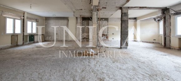 4 bedrooms Apartment in Madrid, Spain No. 85276 7