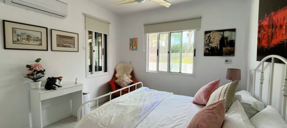 4 bedrooms Villa in Tala, Cyprus No. 22993 14