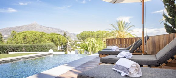 6 chambres Villa à Marbella, Spain No. 18985 6