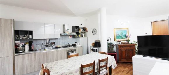 2 bedrooms Apartment in Treviglio, Italy No. 318966 10