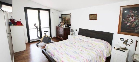 2 bedrooms Apartment in Treviglio, Italy No. 318966 12