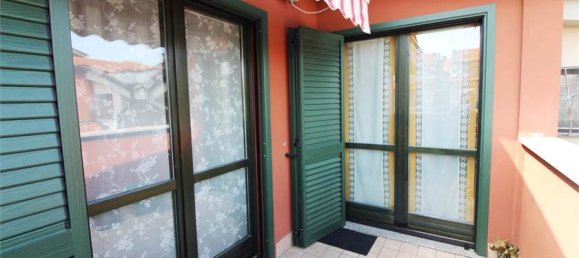 2 bedrooms Apartment in Treviglio, Italy No. 318966 7