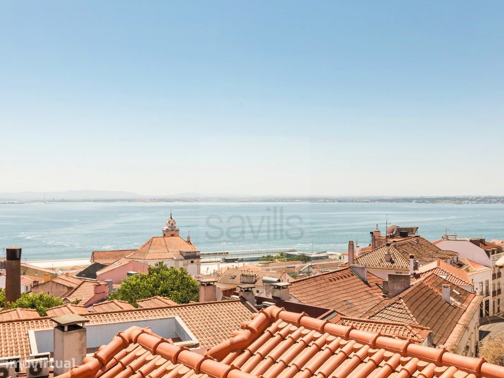 1 bedroom Apartment in Lisbon, Portugal No. 242035