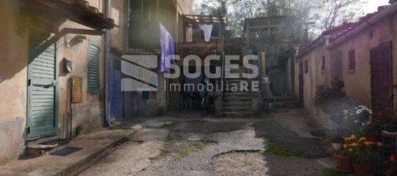 2 bedrooms Apartment in San Giovanni Valdarno, Italy No. 45300 2