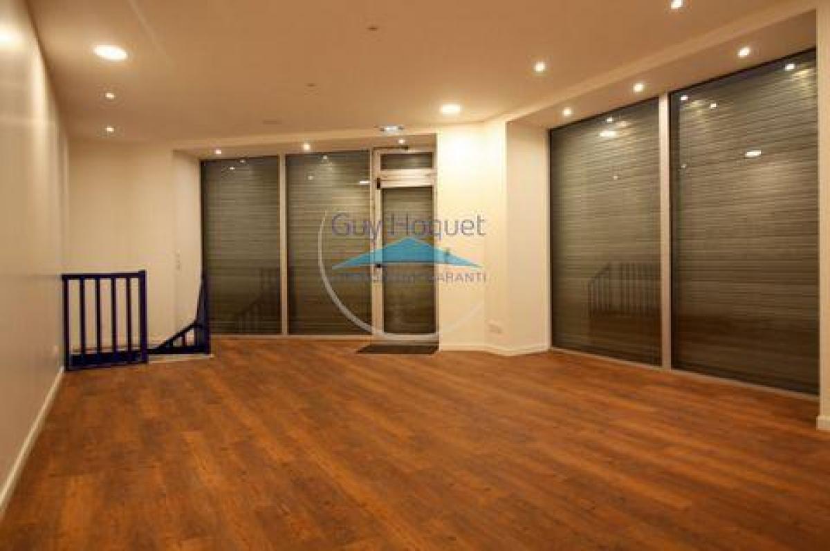 Fábrica T1 em Montrouge, France N.º 20237