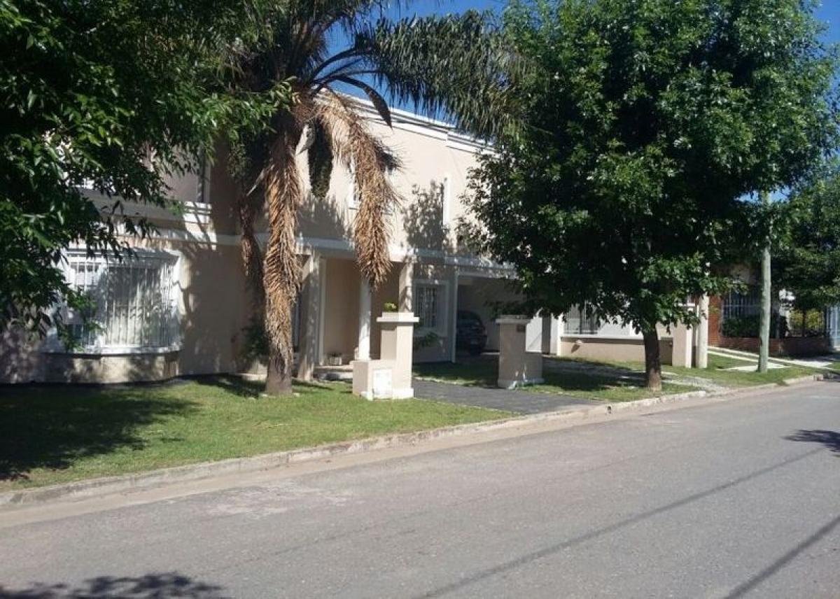 4 chambres Maison à Cordoba, Argentina No. 58900