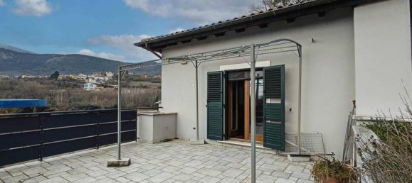 5غرفة فيلا في L'Aquila, Italy رقم 108272 9