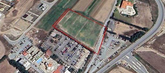 Отель, гостиница 6689м² в Дромолаксия, Кипр № 19996 2