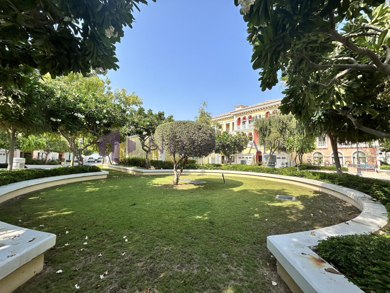 3 bedrooms Bungalow in Doha, Qatar No. 855