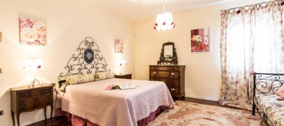 25 rooms Villa in Prato, Italy No. 159167 26