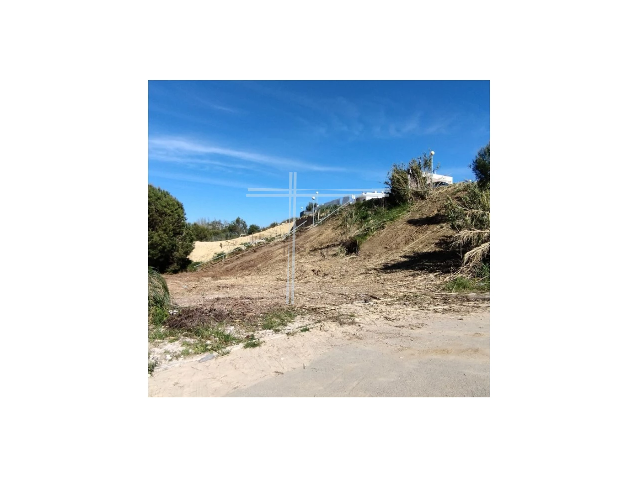 Terrain à Almada, Portugal No. 69580