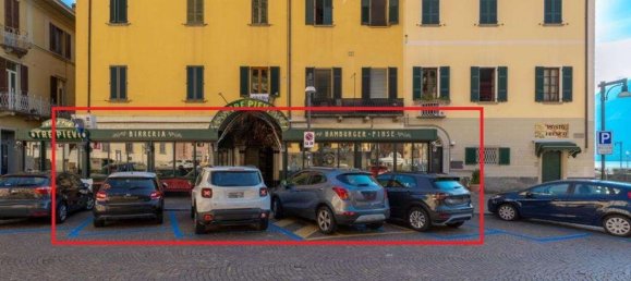 250m² Commercial property in Dongo, Italy No. 380569 2