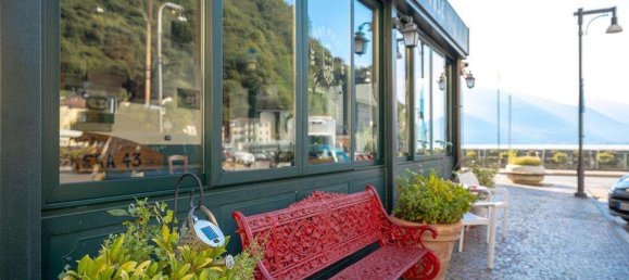 250m² Commercial property in Dongo, Italy No. 380569 7