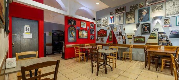 250m² Commercial property in Dongo, Italy No. 380569 20