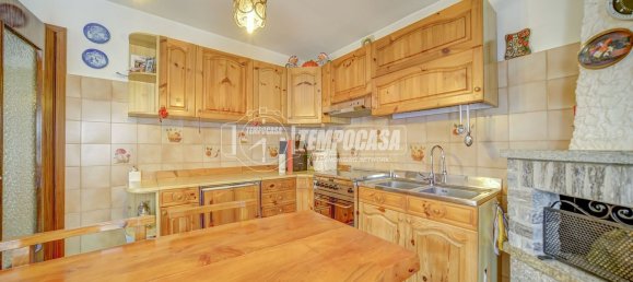 4 bedrooms Villa in Cassano Magnago, Italy No. 361285 4