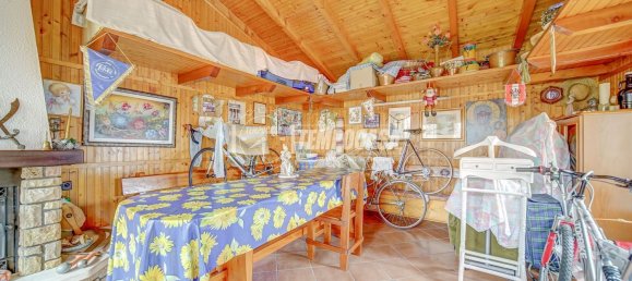 4 bedrooms Villa in Cassano Magnago, Italy No. 361285 23