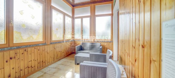 4 bedrooms Villa in Cassano Magnago, Italy No. 361285 13