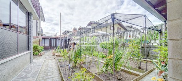 4 bedrooms Villa in Cassano Magnago, Italy No. 361285 30