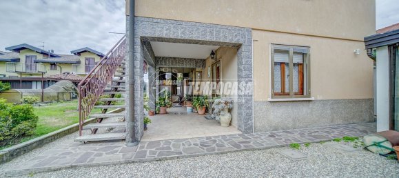 4 bedrooms Villa in Cassano Magnago, Italy No. 361285 34