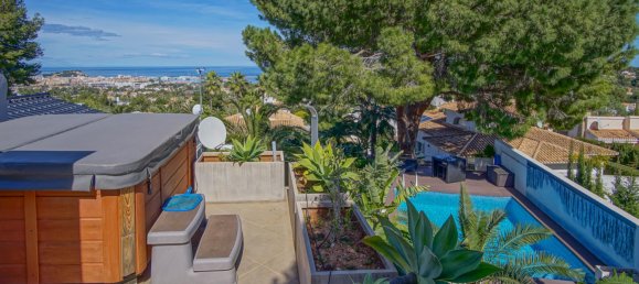 5 bedrooms Villa in Denia, Spain No. 8288 19
