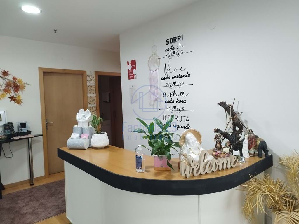 Propiedad comercial en Gondomar, Portugal 51 m² No. 337471