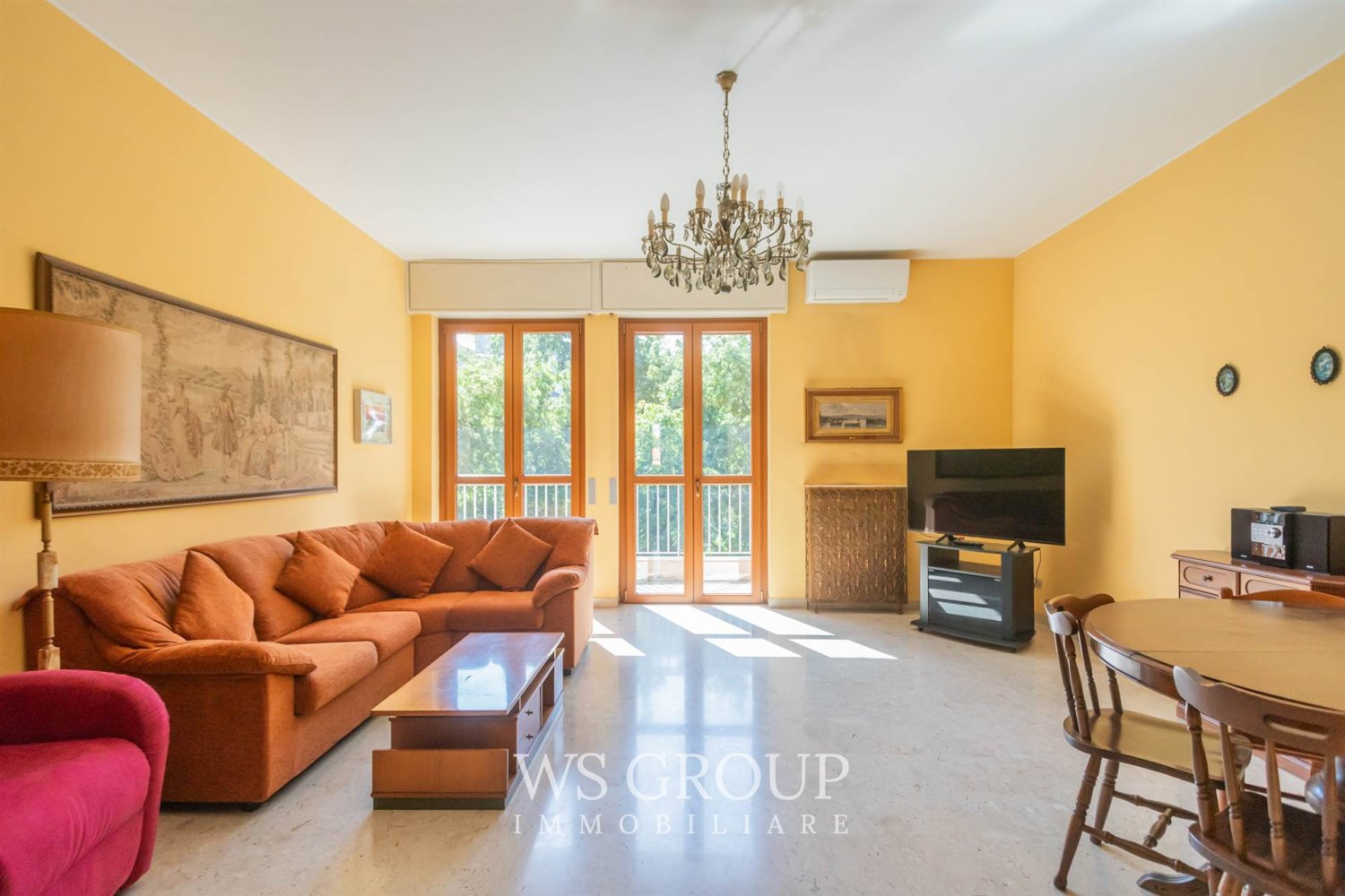 Apartamento de 3 divisões em Monza, Italy N.º 389860