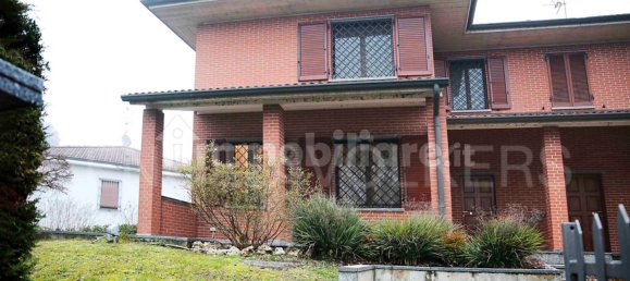 3 Schlafzimmer Villa in Lacchiarella, Italy, Nr. 130967 33