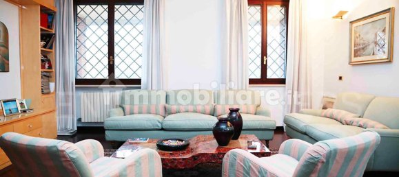 3 Schlafzimmer Villa in Lacchiarella, Italy, Nr. 130967 4
