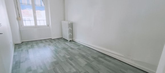 200m² Commercial property in Bourbonne-les-Bains, France No. 263408 14