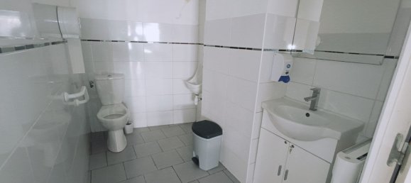 200m² Commercial property in Bourbonne-les-Bains, France No. 263408 5