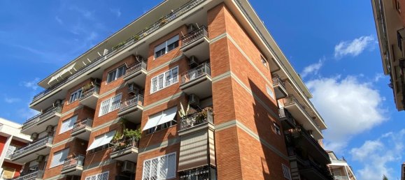 3 rooms Penthouse in Rome, Italy No. 202944 38