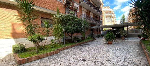 3 rooms Penthouse in Rome, Italy No. 202944 2