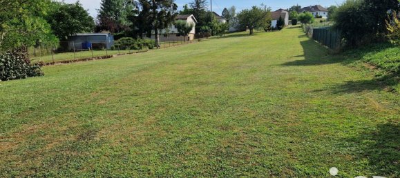 939m² Land in Marnay, France No. 80190 7