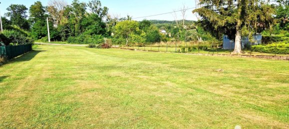 939m² Land in Marnay, France No. 80190 6