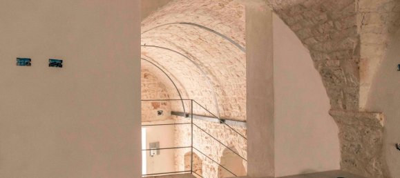 Квартира с 5 комнатами в Остуни, Италия № 120824 10