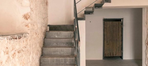 Квартира с 5 комнатами в Остуни, Италия № 120824 13