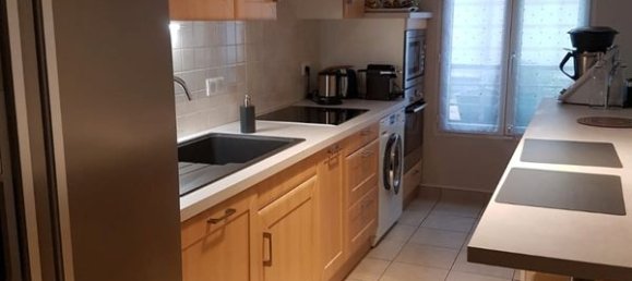 2 chambres Appartement à Saint-Cyr-l'École, France No. 361736 6