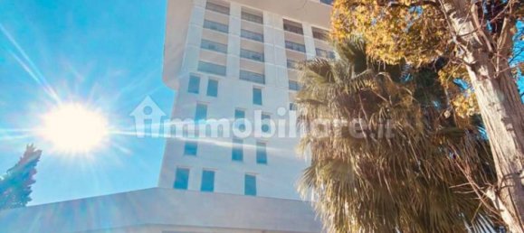 4 rooms Penthouse in Bari, Italy No. 192171 2