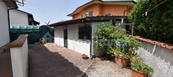 2 bedrooms Villa in Forte dei Marmi, Italy No. 188634 11