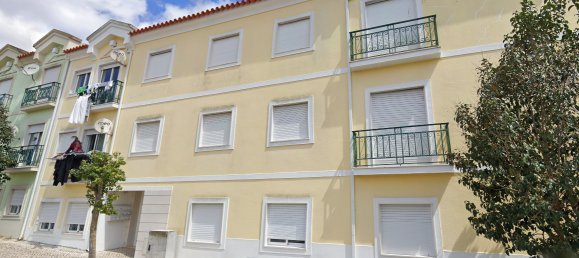 Apartamento de 2 dormitorios en Setubal, Portugal No. 155638 3