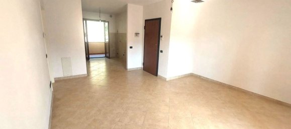 4 Schlafzimmer Wohnung in Vernio, Italy, Nr. 352598 6