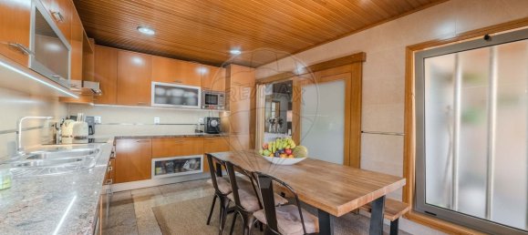 4 bedrooms House in Vila Nova de Gaia, Portugal No. 29355 37